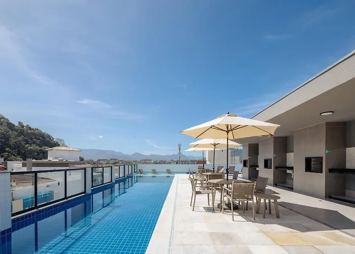 Studio aconchegante NOVO Praia Grande, com piscina
